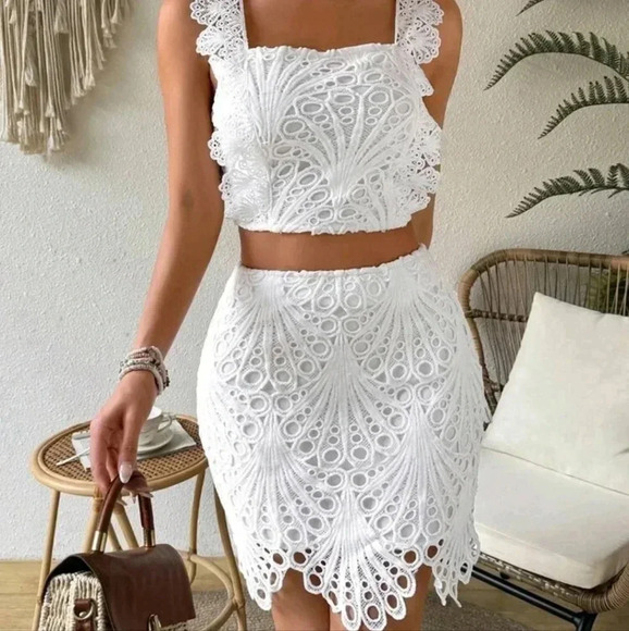 Solid Color Lace Patchwork Cami Top +Skirt Set - Picture 3 of 6